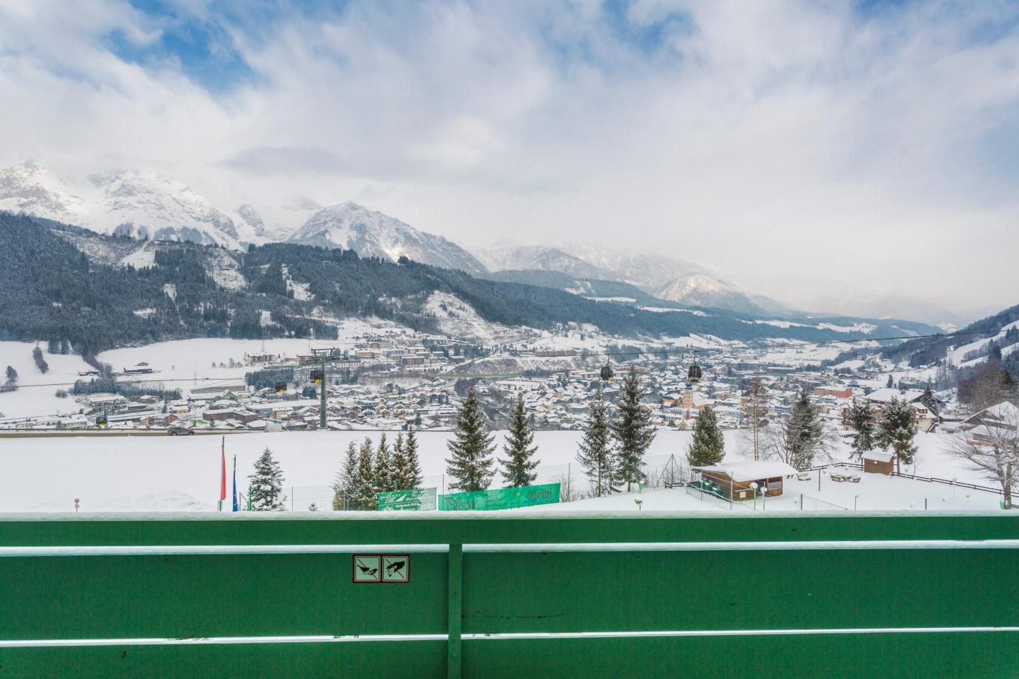 Alpine Club Resort Schladming Exterior photo